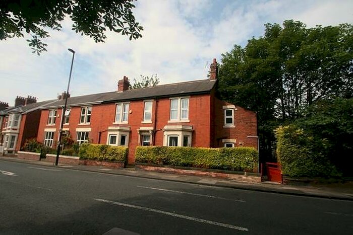 3 Bedroom Semi-Detached House To Rent In Osborne Road, NE2