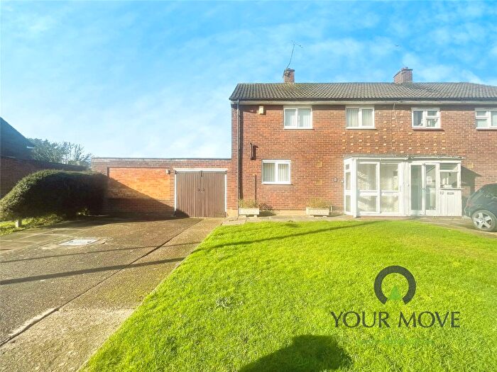 3 Bedroom Semi Detached House For Sale In The Gossamers, Watford, Hertfordshire, WD25