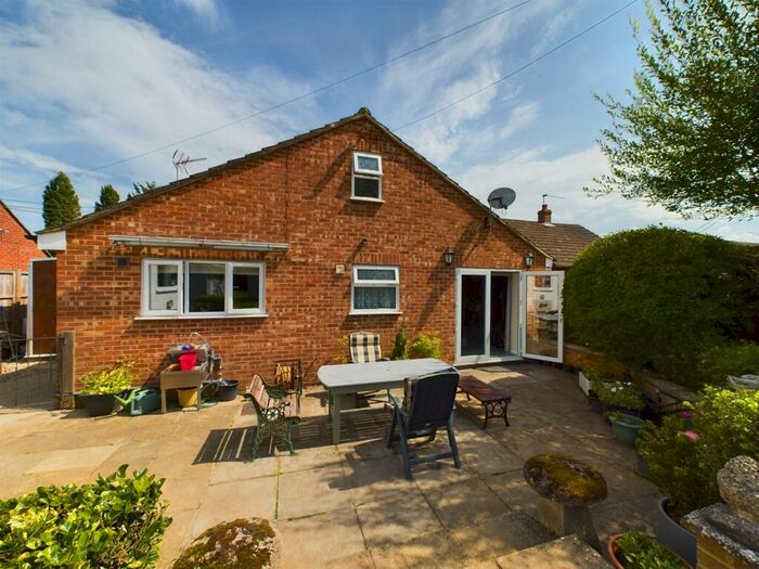 4 Bedroom Bungalow For Sale In Paradise Way, Chapel Row, RG7