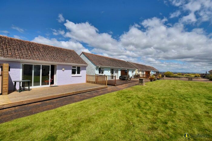 2 Bedroom Semi-Detached Bungalow For Sale In Duver Road, Seaview, PO34