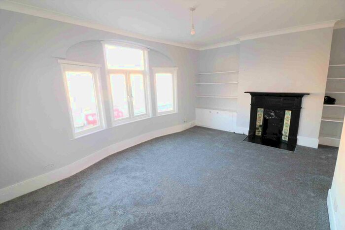 2 Bedroom Flat To Rent In Sydenham Road, London, SE26