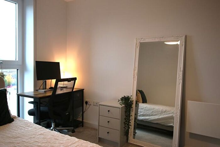 2 Bedroom Apartment To Rent In Stanley Street Manchester, M3
