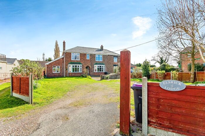 3 Bedroom Semi-Detached House For Sale In Tattershall Road, Billinghay, Lincoln, LN4