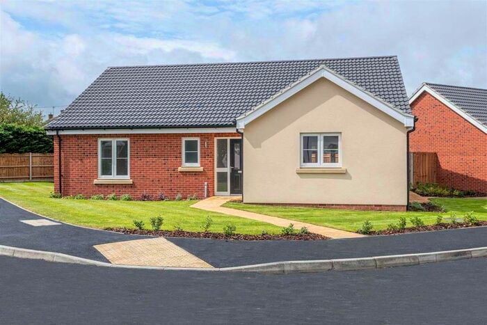 3 Bedroom Detached Bungalow For Sale In Cavell Road, Acle, NR13