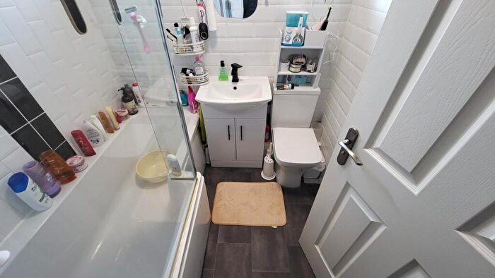 3 Bedroom Terraced House For Sale In Drayton, Bretton, Peterborough, PE3