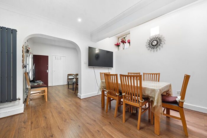 5 Bedroom Terraced House For Sale In Capworth Street, London, E10