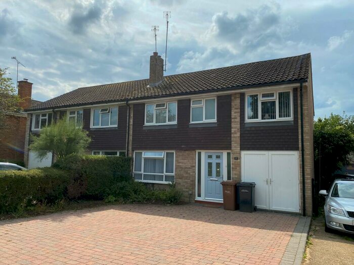 3 Bedroom House To Rent In Romsey, SO51