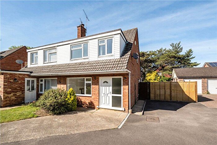 3 Bedroom Semi-Detached House For Sale In Ash Close, Romsey, Hampshire, SO51