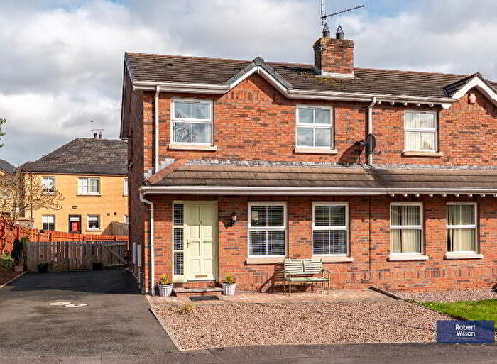 3 Bedroom Semi-Detached House For Sale In Glencroft, Magheralin, BT67