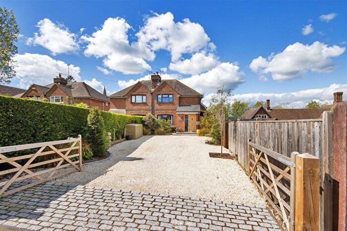 3 Bedroom Semi Detached House For Sale In Riding Lane, Hildenborough, TN11