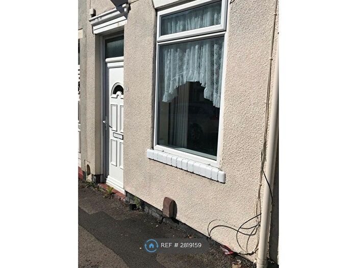 2 Bedroom Terraced House To Rent In Victoria St, Newcastle, ST5