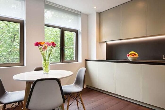 1 Bedroom Flat To Rent In Gray's Inn Road, Holborn, London, WC1X