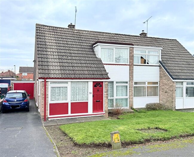 3 Bedroom Semi Detached House For Sale In Paddock Way, Boroughbridge Road, York, YO26