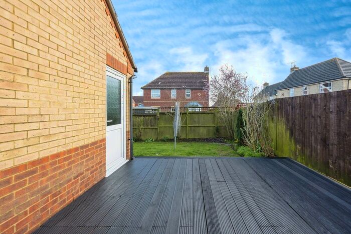2 Bedroom Semi-Detached House For Sale In Aylesbury Road, Kennington, Ashford, Kent, TN25
