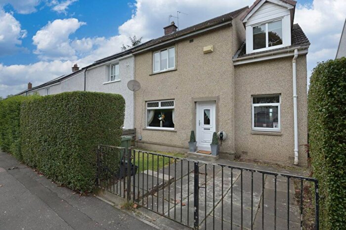 4 Bedroom Semi-Detached House For Sale In Gilmerton Dykes Drive, Gilmerton, Edinburgh, EH17