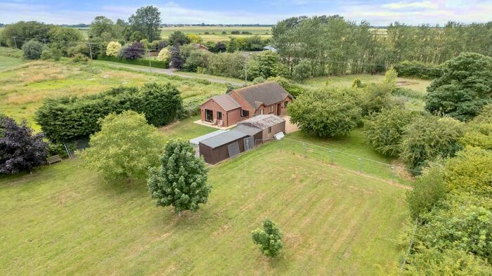 3 Bedroom Detached Bungalow For Sale In Broad Drove West, Tydd St Giles, Wisbech, Cambs, PE13