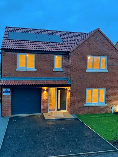 4 Bedroom Detached House For Sale In Symonds Avenue, Rotherham, S62