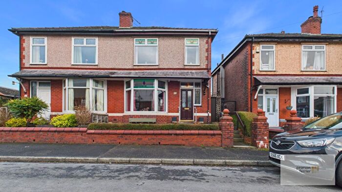 3 Bedroom Semi-Detached House For Sale In New Hall Road, Fairfield, Bury, BL9