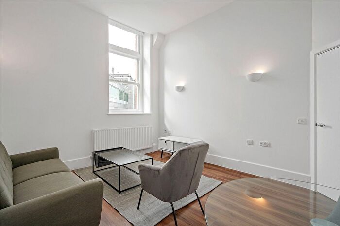 1 Bedroom Flat To Rent In St Mark's Apartments, City Road, London, EC1V