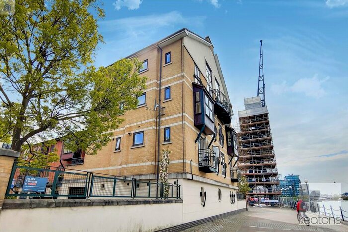 2 Bedroom Flat To Rent In Boleyn House, Southey Mews, Royal Docks, London, E16