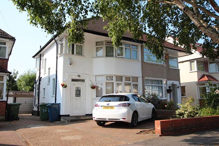 3 Bedroom Semi Detached House To Rent In Felbridge Avenue, Stanmore, HA7