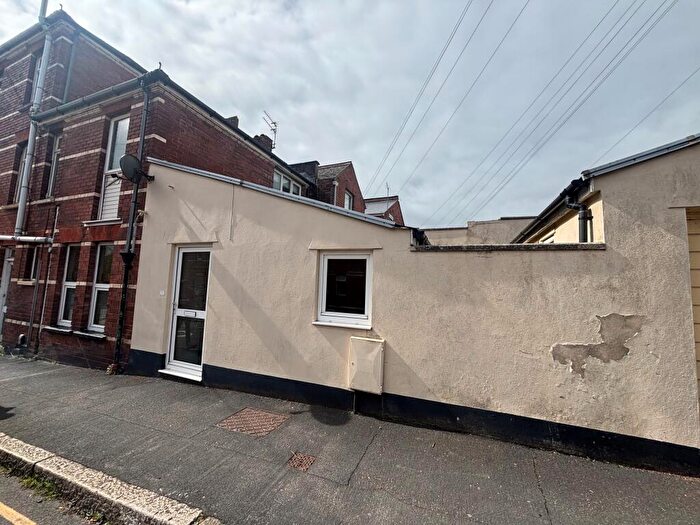 1 Bedroom Flat To Rent In Pinhoe Road, Exeter, EX4