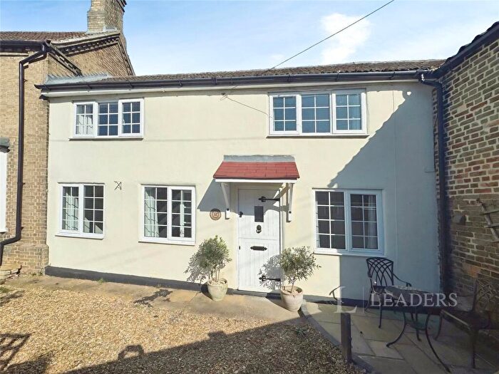 Semi Detached House To Rent In Colne Road, Earith, Huntingdon, PE28