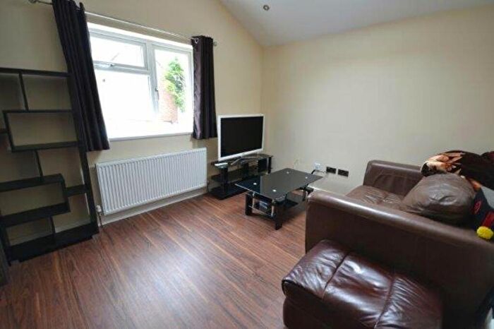 1 Bedroom Flat To Rent In Westbury Road, Leicester, LE2