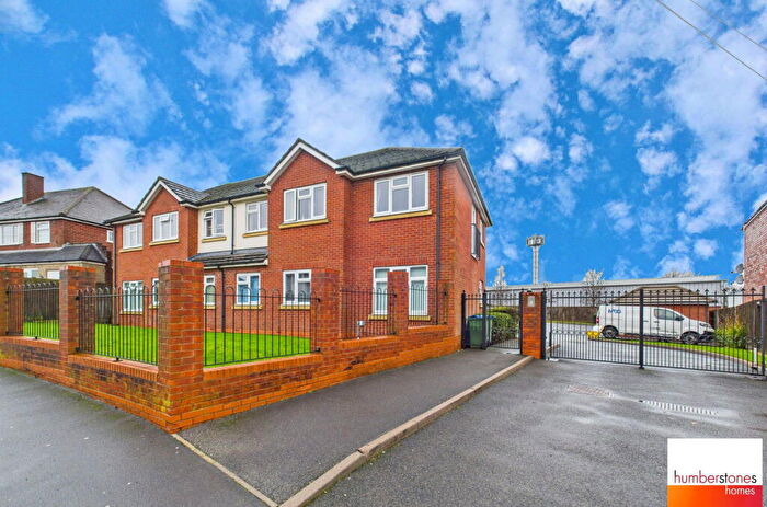 2 Bedroom Flat For Sale In Kings Court, Apsley Road, Oldbury, B68