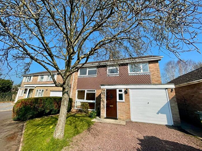 4 Bedroom Detached House To Rent In Gosford, Kidlington, OX5