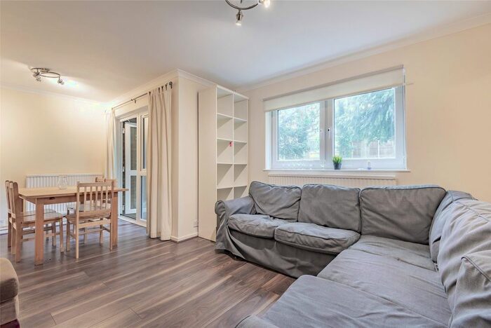 3 Bedroom Terraced House To Rent In Nursery Close, Putney, London, SW15