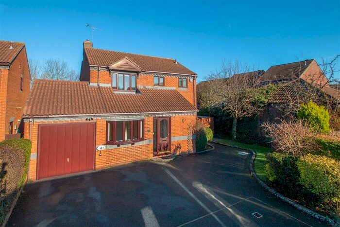 3 Bedroom Detached House To Rent In Haithwaite, Two Mle Ash, Milton Keynes, Bucks MK8