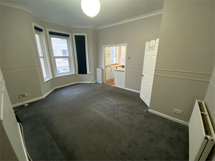 1 Bedroom Flat To Rent In Tregonwell Road, Bournemouth, BH2