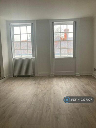 1 Bedroom Flat To Rent In Castle Street, Reading, RG1