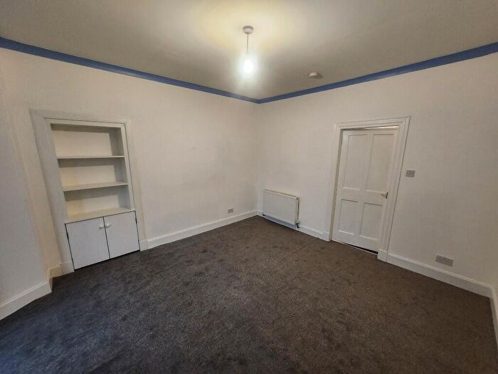 1 Bedroom Flat To Rent In Park Road, Dunoon, Argyll, PA23