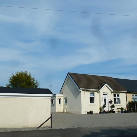 4 Bedroom Semi-Detached House For Sale In Dunoon, Argyll, PA23