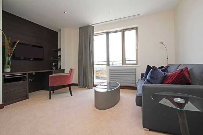 3 Bedroom Flat To Rent In Tanbrook Crt, Holbein Pl, London, SW1W