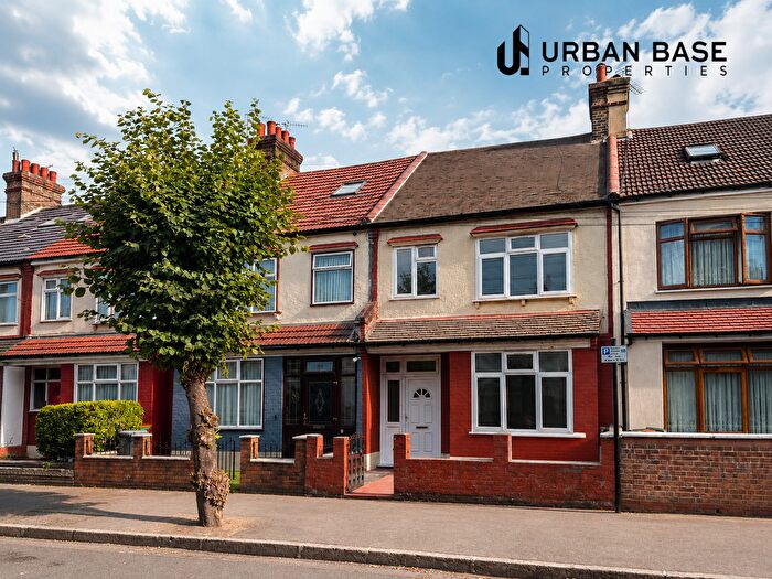 4 Bedroom Terraced House To Rent In Flanders Road, London, E6