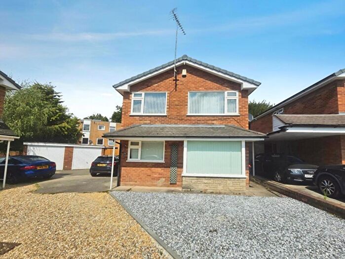 4 Bedroom Detached House To Rent In Priory Close, Abbots Park, CH1