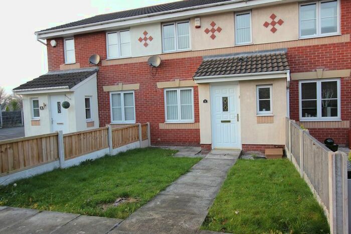 3 Bedroom Property To Rent In Aldwyn Close, Radcliffe, Manchester M26