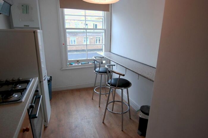 2 Bedroom Flat To Rent In Caledonian Road, London, N1