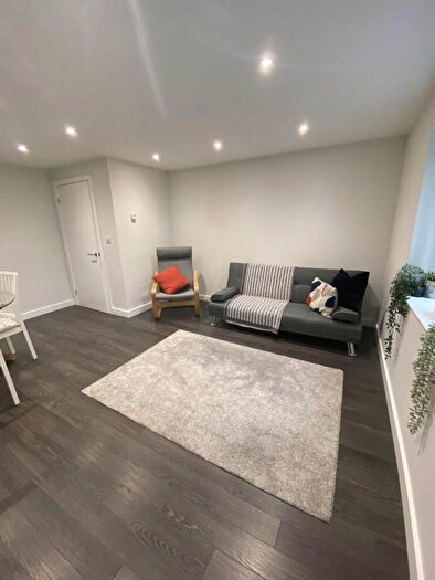 2 Bedroom Flat To Rent In Conyngham Road, Manchester, M14