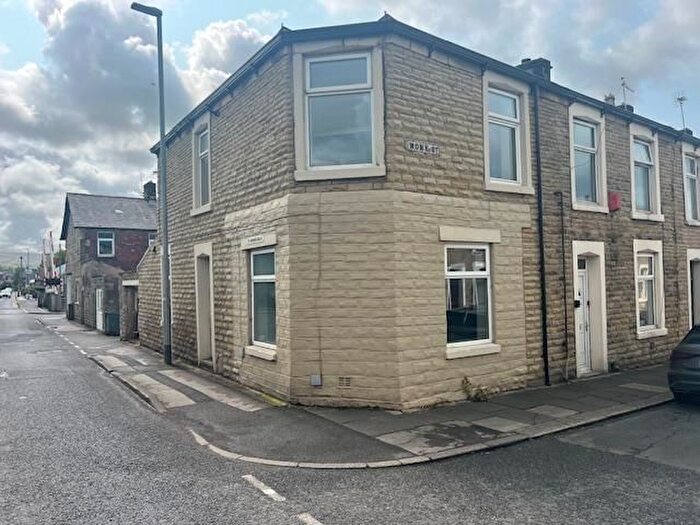 2 Bedroom Flat To Rent In Corporation Street, Clitheroe, BB7