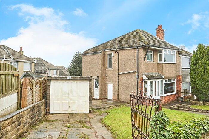 3 Bedroom Semi-Detached House For Sale In Westlands Drive, Allerton, Bradford, BD15