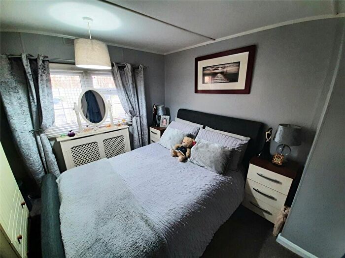 1 Bedroom Mobile Home For Sale In Caravan Site, Bassingfield Lane, Gamston, Nottingham, NG2