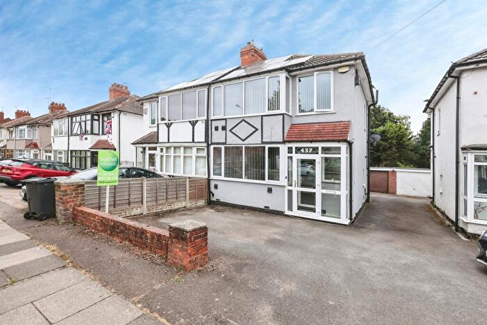 3 Bedroom Semi-Detached House For Sale In The Radleys, Birmingham, B33
