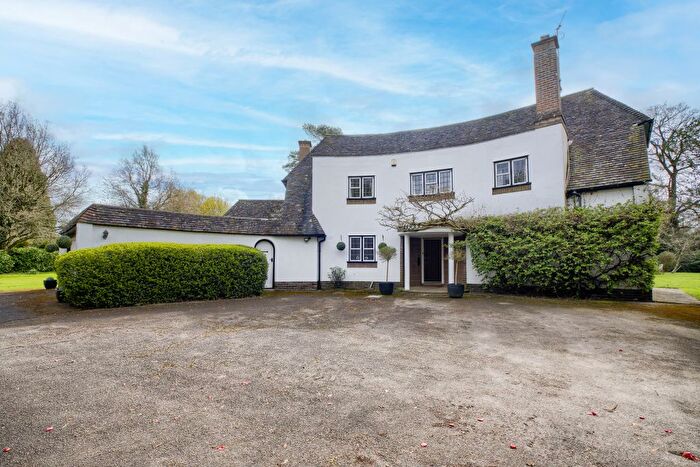 4 Bedroom Property To Rent In Stoneleigh Road, Leamington Spa, CV32