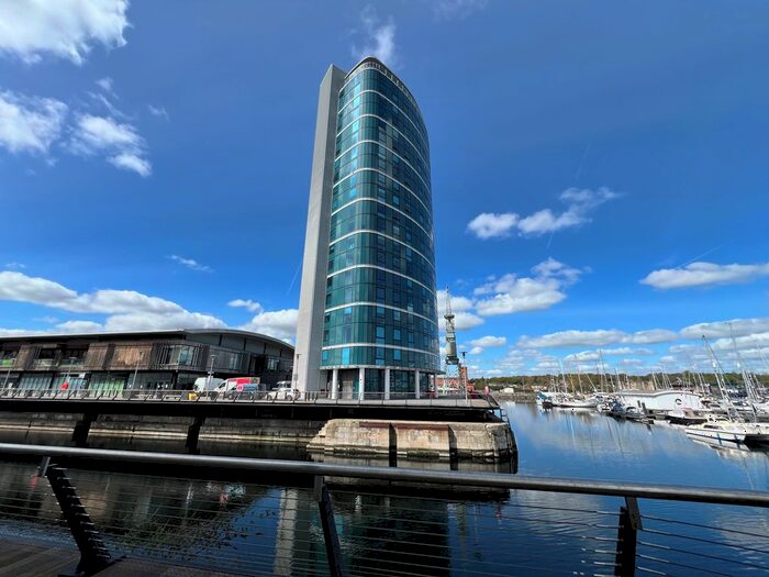 2 Bedroom Flat To Rent In Chatham Quays, Dock Head Road, St. Marys Island, Chatham, ME4