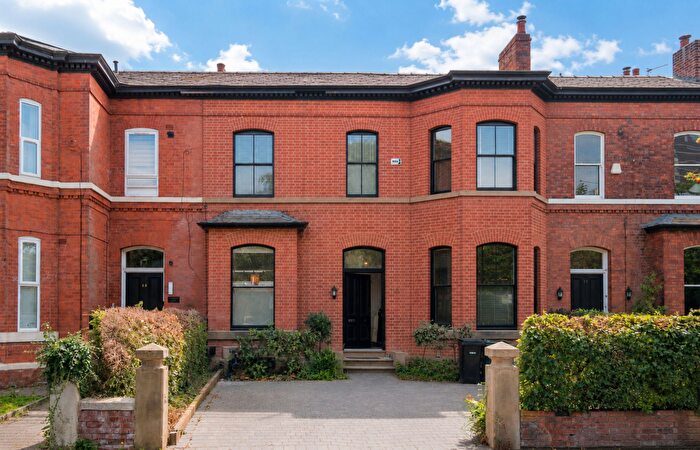 5 Bedroom Terraced House For Sale In Highfield Road, Stretford, M32