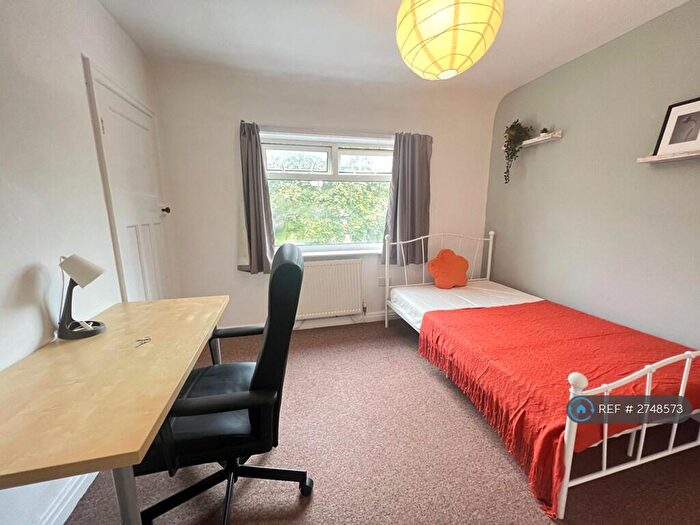 6 Bedroom Detached House To Rent In Charter Avenue, Coventry, CV4